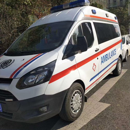 东湖品质救护车出租,为您的健康出行负责